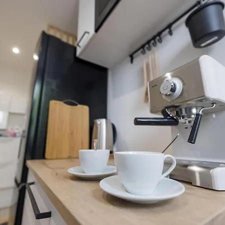 Moissan Bastille Homestay szállás *