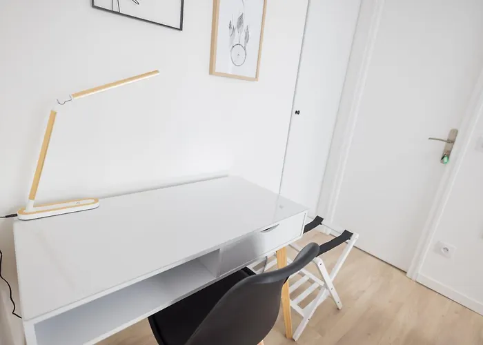 Moissan Bastille Homestay