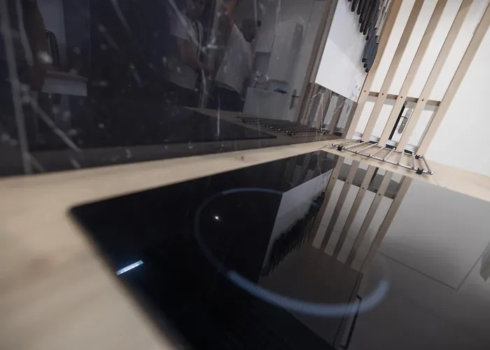 Moissan Bastille Homestay *